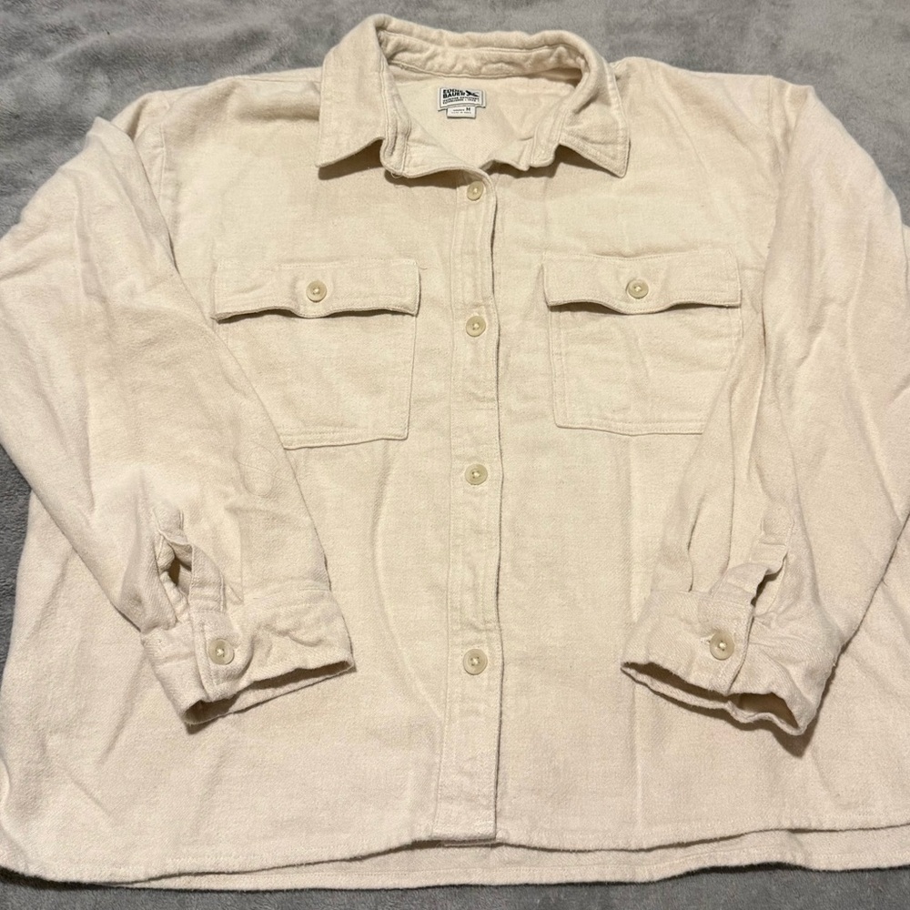 Eddie Bauer Cream Casual Button Down Shirt
